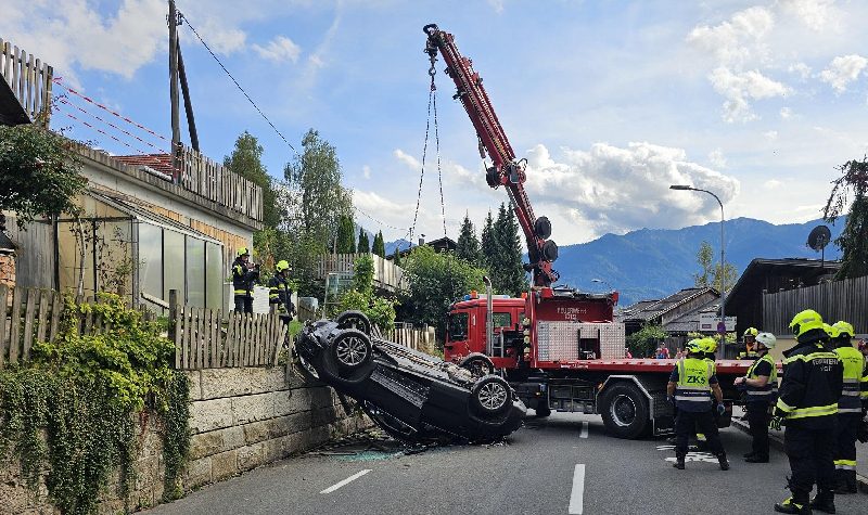 Spektakulärer Verkehrsunfall (Bild 2)